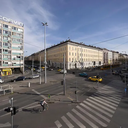 Deluxe Grand W/ 5 Bedrms Apartmán Budapešť